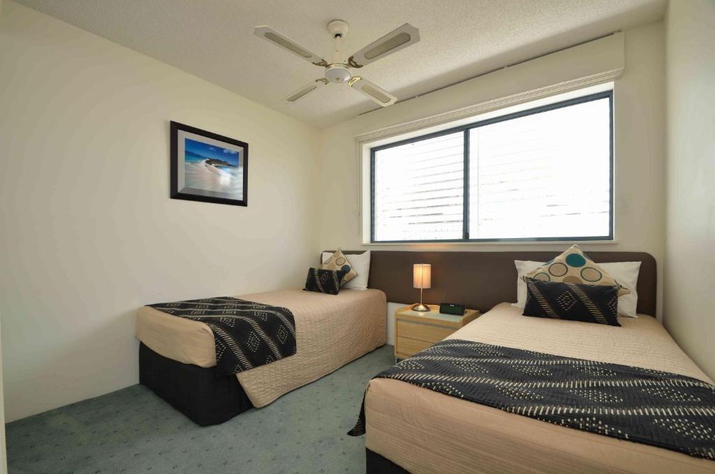 Cerulean Apartments กาเลาดรา ภายนอก รูปภาพ