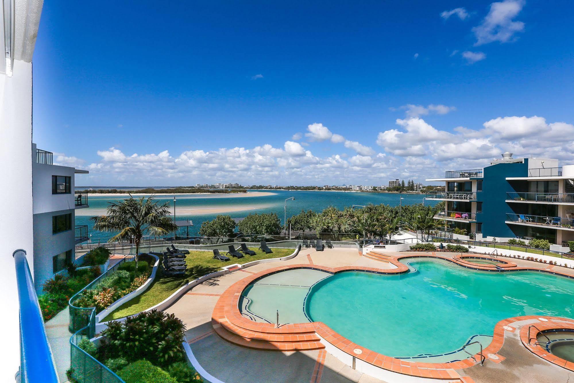 Cerulean Apartments กาเลาดรา ภายนอก รูปภาพ